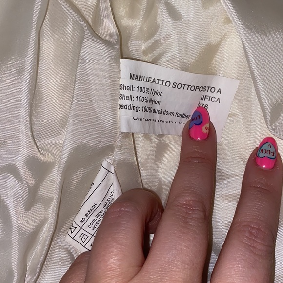 White Nylon Down Vest - Medium - Picture 8 of 8